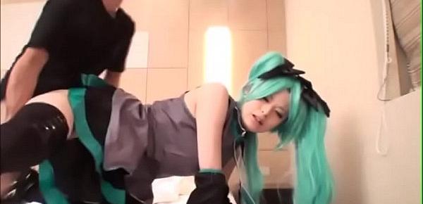  Cojiendo con chica cosplay Miku.